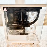 PC – Ryzen 9 + RTX 5080 – 64GB DDR5 | Come Nuovo