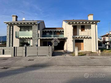 PORZIONE DI BIFAMILIARE A SAN ZENONE DEGLI EZZELIN