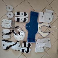 Set Completo protezioni Taekwondo-  Dobok Dae do