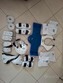 Set Completo protezioni Taekwondo-  Dobok Dae do