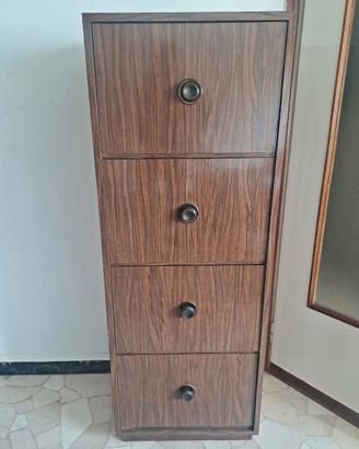 Cassettiera a colonna