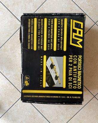 Portasci magnetico per auto