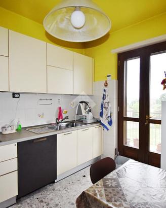 5 LOCALI A CASCINETTE D'IVREA