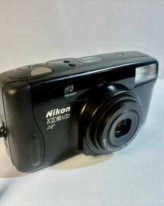 Nikon zoom 500 AF fotocamera compatta