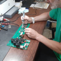 Manutentore elettrico riparatore elettronico