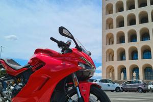 ducati supersport 939