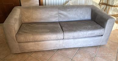 Divano Poltronesofà 3 posti grigio scamosciato