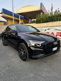 Audi Q8 50 TDI 286 CV quattro tiptronic Sport