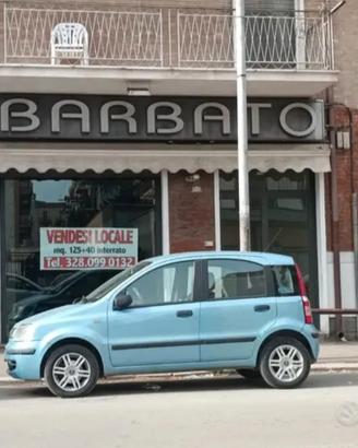 Locale commerciale di 120 mq