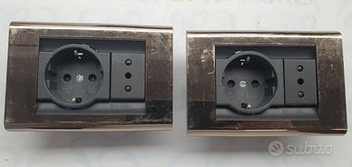 2 BTICINO LIVING CLASSIC COMPLETO 4740,SCHUKO 4440