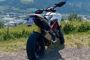 Ducati Hypermotard 939