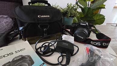 Canon EOS 550D | 18-55 | battery charger | bag