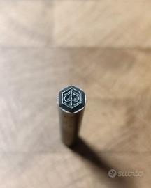 Punzone logo esagonale Piaggio