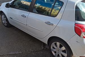 Renault Clio 3 serie 1.2 tce 16v 20th anniversario