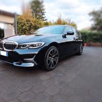 Bmw 320 d Luxury 190 cv