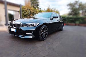 Bmw 320 d Luxury 190 cv