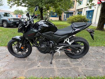Honda CB 500 HORNET 2026 E-CLUTCH