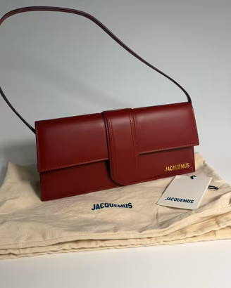 Jacquemus Le Long Bambino Bordeaux in Pelle