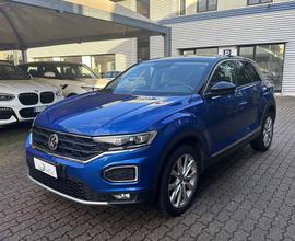 VOLKSWAGEN T-Roc Advanced 4motion APPLE CARPLAY