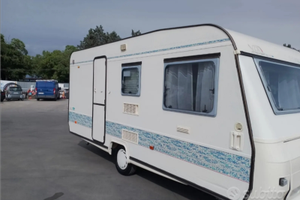 Roulotte Adria 2 Letti Matrimoniali con Veranda