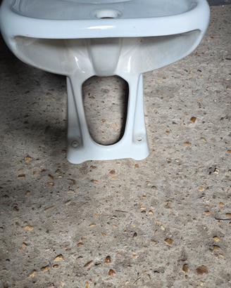 Bidet della Cesame serie sintesi 