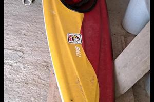 CANOA NOVA BALI 3.80 Mt Pari al nuovo.