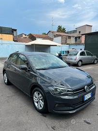Volkswagen Polo 1.0 Comfortline 2018