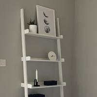 Scaffale a scaletta da parete