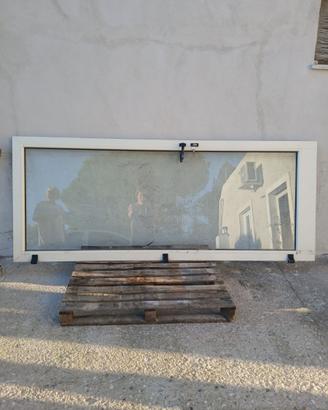 Porta in alluminio vetro con persiana
