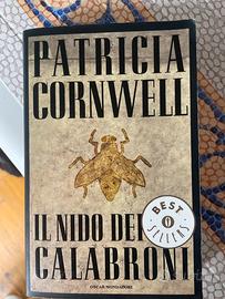 Patricia  Cornwell “ il nido dei calabroni”