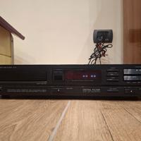 Vintage lettore cd LUXMAN D 111