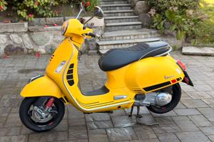 Vespa GTS 300 Super sport