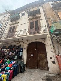 Centro storico comodo trivani con 2 terrazze
