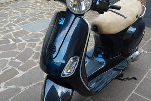 Piaggio Vespa 150 LX - 2009
