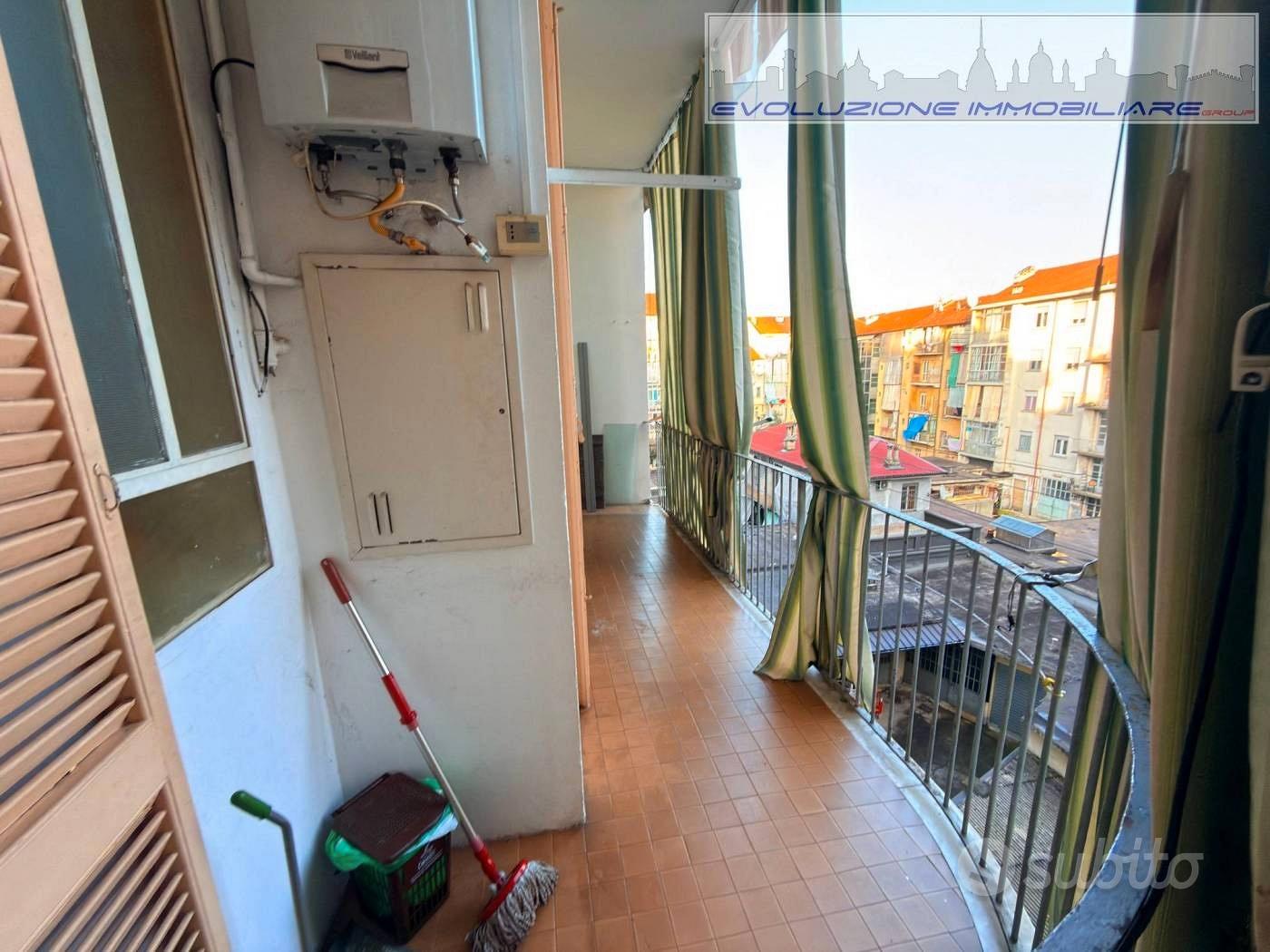 Ampio appartamento in corso Giulio Cesare - Altro