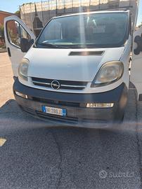 Opel vivaro 