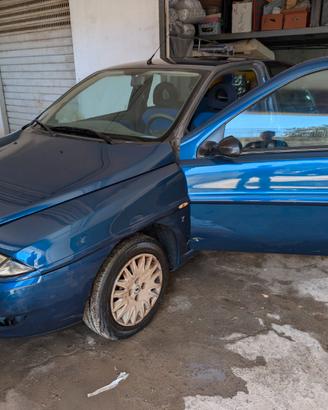 Lancia Y 1.2ls 2003 Perfettamente funzionante