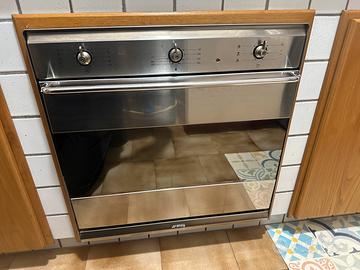SMEG Classica Forno Elettrico Ventilato Inox