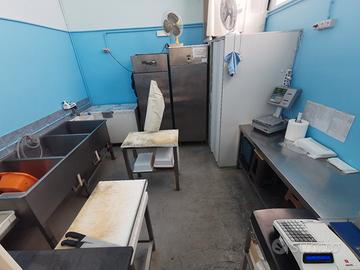 si vende tutto... a messina