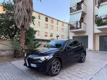 Alfa Romeo Stelvio 2.2 Turbodiesel 210 CV AT8 Q4 E