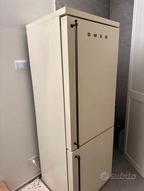 Frigorifero Smeg Combinato, Estetica Coloniale