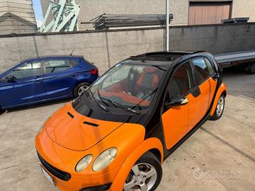 SMART FOURFUR 1.3 BENZINA EURO4 AUTOMATIC-PANORAMI