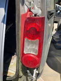 STOP FANALE POSTERIORE DESTRO CITROEN Berlingo 3°