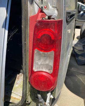 STOP FANALE POSTERIORE DESTRO CITROEN Berlingo 3°