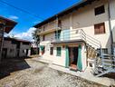 adegliacco-due-case-in-linea-con-corte-privata