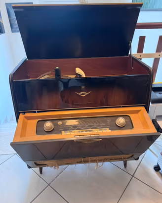 Mobile Radio Giradischi Grundig anni '60