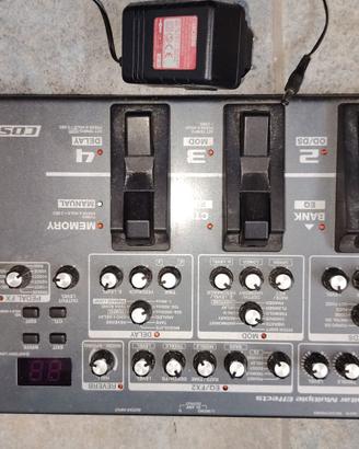 Pedaliera Boss ME80