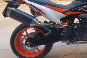Ktm 890 Smt  scarico  Remus