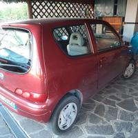 FIAT 600