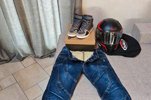 Abbigliamento moto (in stock o separatamente)